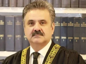 SJC decides to amend judges’ code of conduct