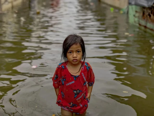 ‘Climate threat looms over children’
