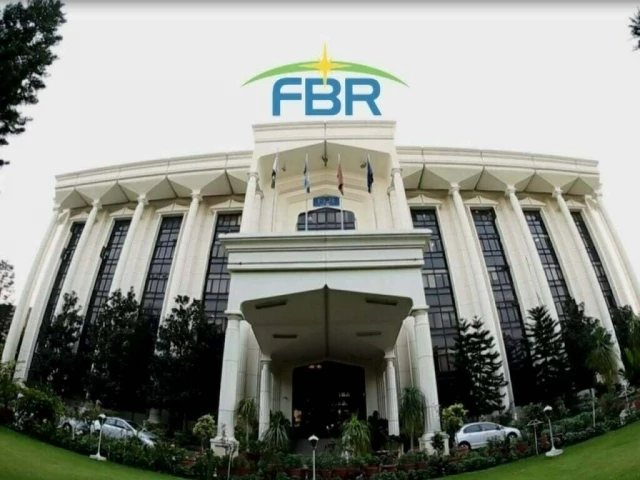 FBR reshuffles officers to boost collection