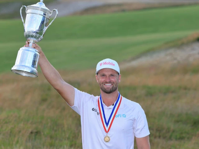 Clark edges Burns by one stroke for second US Open title