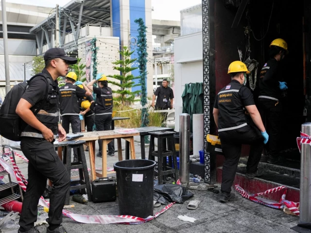 Bangkok pub fire kills 27, police investigating possible negligence