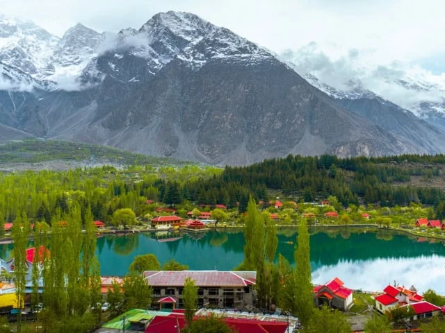 NDMA asks tourists, non-essential travellers to skip trips to northern Pakistan till July 14