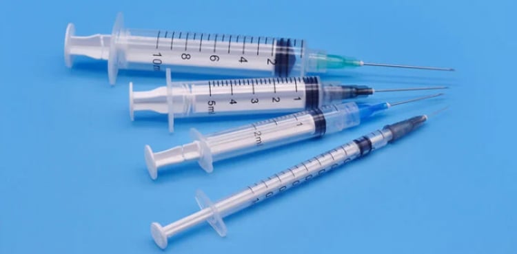 Pakistan to ban conventional syringes from January 2027