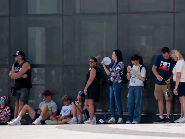 From Kansas to New York, historic heatwave bakes US ahead of July 4 holiday